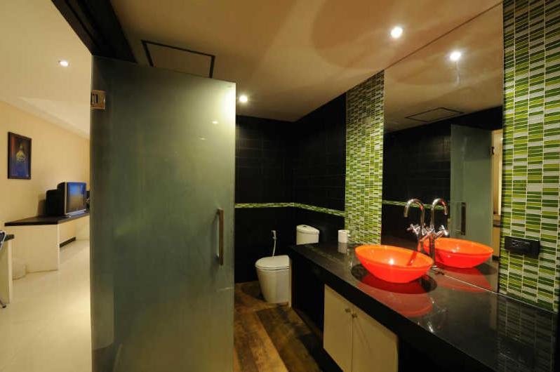 Le Parrots-Inn Haat Jomtien Rom bilde